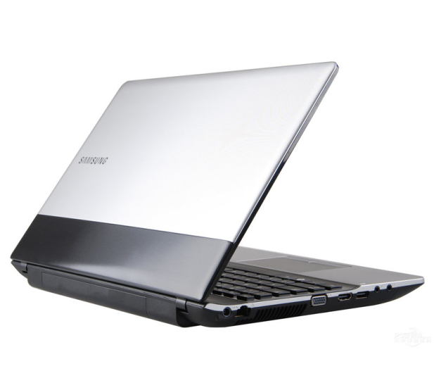 Samsung 300E5A i3-2350M/4GB/500/DVD-RW/7HP64 GT520MX - 75804 - zdjęcie 4
